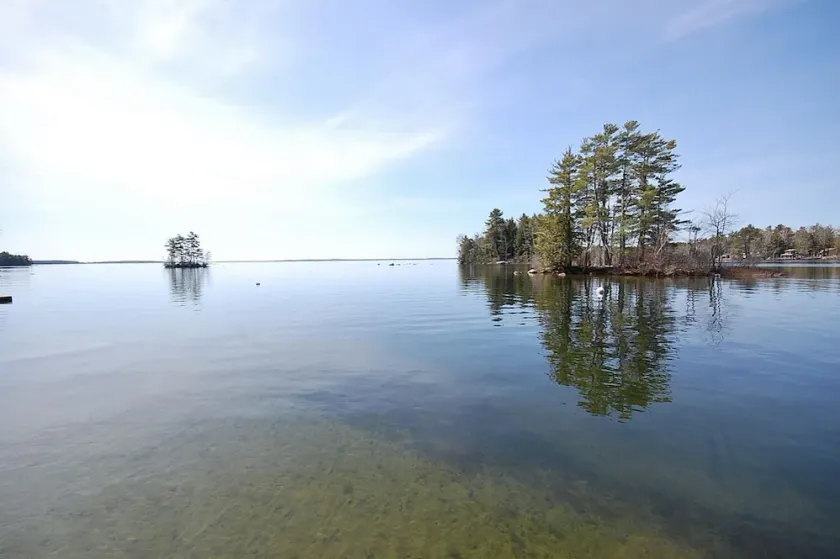 Maple Cove Lodge on Lake Sebago Waterfront! - Image 1