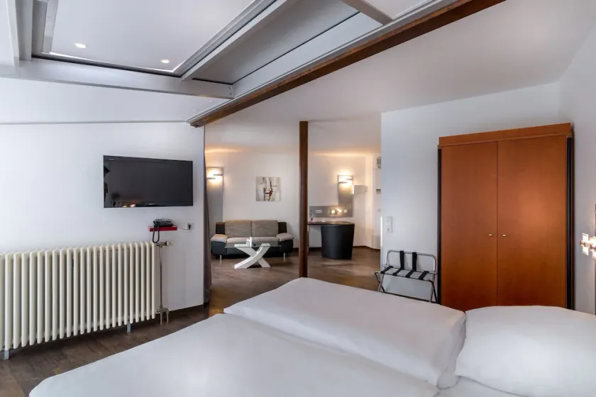 Turmhotel Rhein-Main - klimatisierte Apartments - Image 1