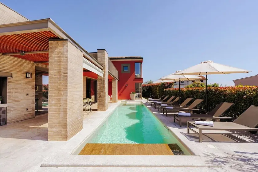 Die wunderschöne  Casa Ombra Rossa mit privatem Hydromassage-Pool und Sauna - Image 1