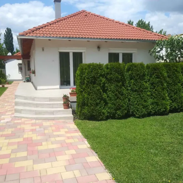 Holiday home with wifi and nice garden - Image 1