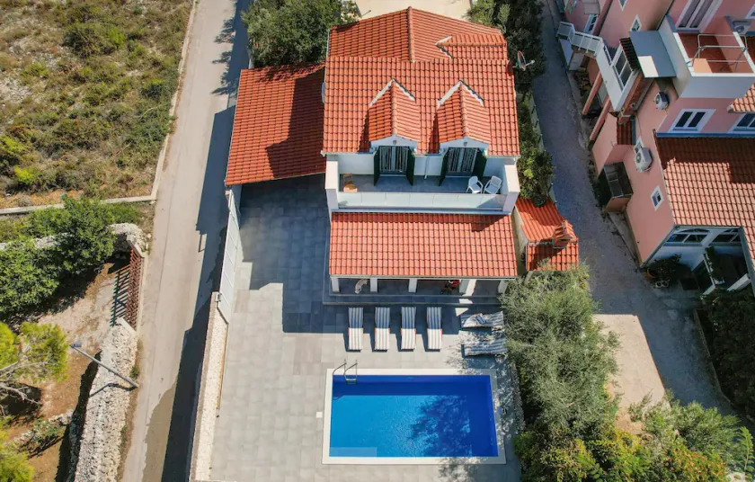 Cozy Home In Sevid With Wifi - Image 1