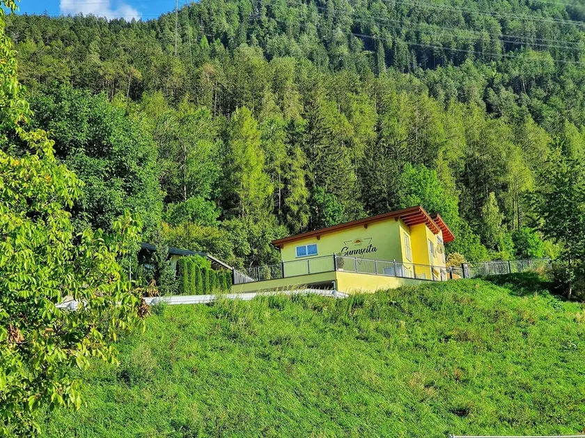 Apart Sunnseita - Ferienwohung mit wunderbarem Burg Laudeckblick - Image 1