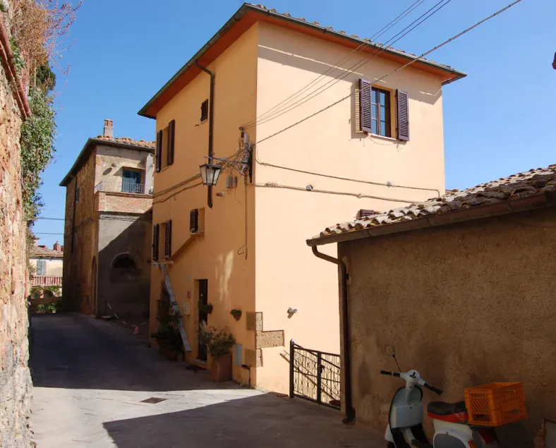 Casa Bohème Atelier- Holiday apartment in a village in Tuscany - Image 1