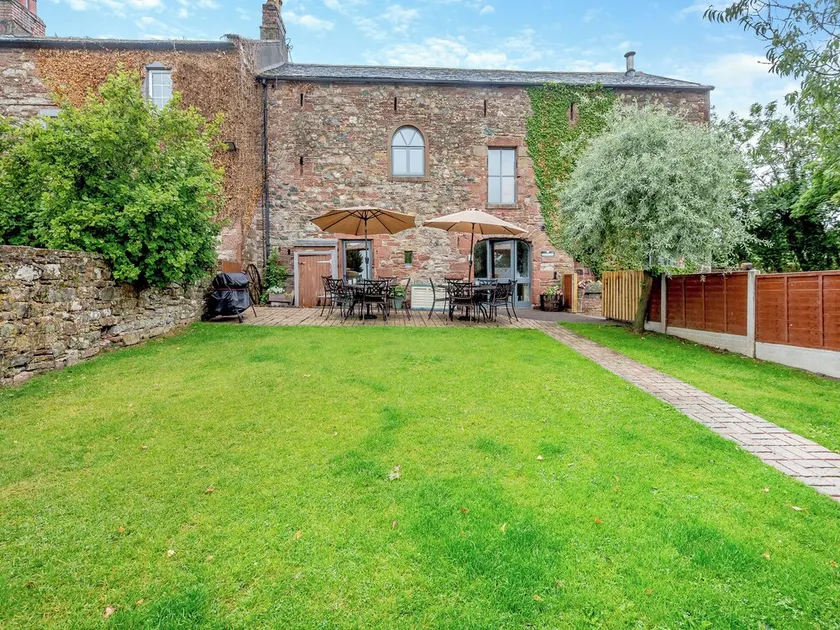 6 bedroom accommodation in Arkleby, near Cockermouth - Image 1