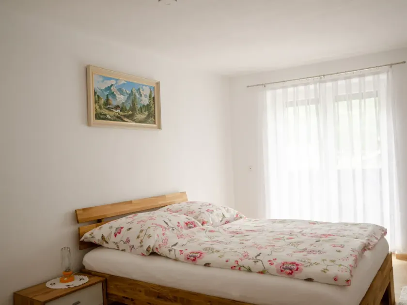 Ferienwohnung mit 3 Schlafzimmern, 3 Bädern und 3 Balkonen mit Schönem Bergblick - Image 1