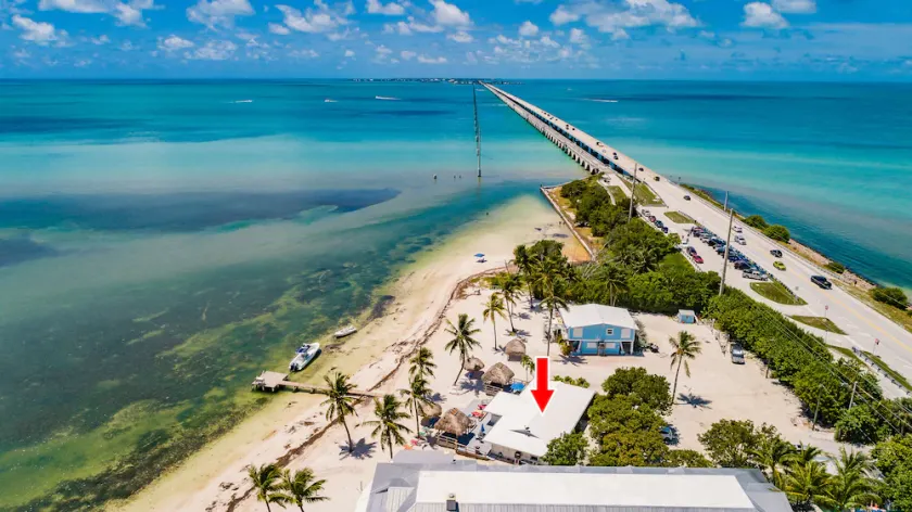 Duplex ved stranden ved Atlanterhavet med privat dok - Image 1
