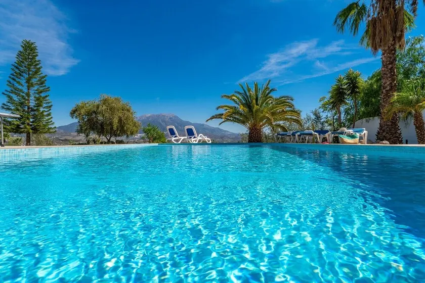 Villa Monterosa with Lake and Mountain View, Pool, Garden & Wi-Fi - Image 1