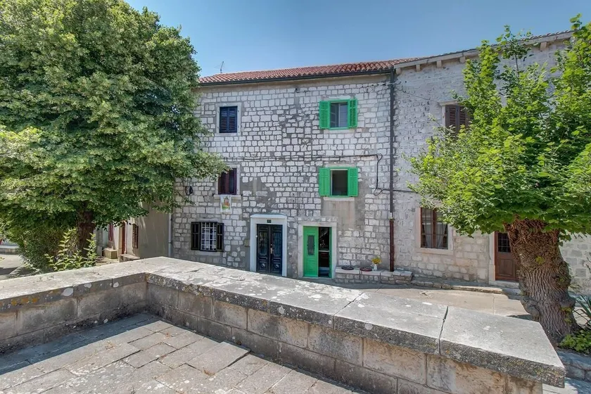 15th Century House in Osor - Image 1