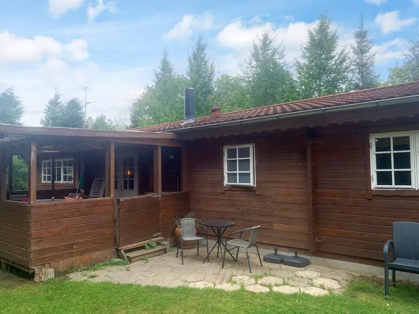 6 person holiday home in Fårvang - Image 1