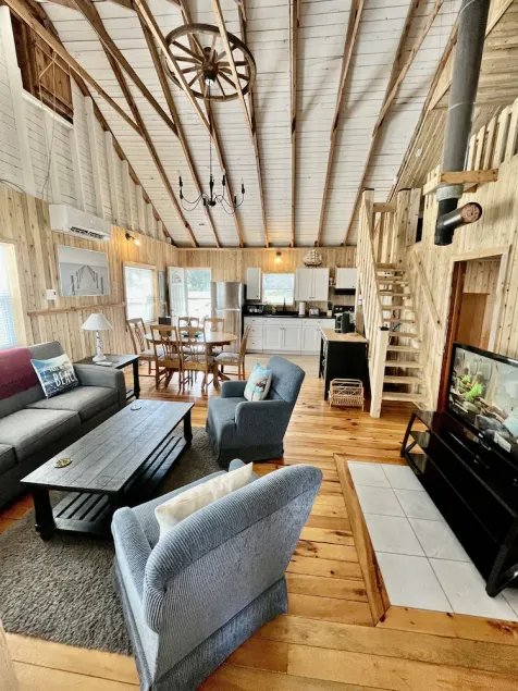 Beautiful Waterview Cottage in Shediac Bridge - Image 1