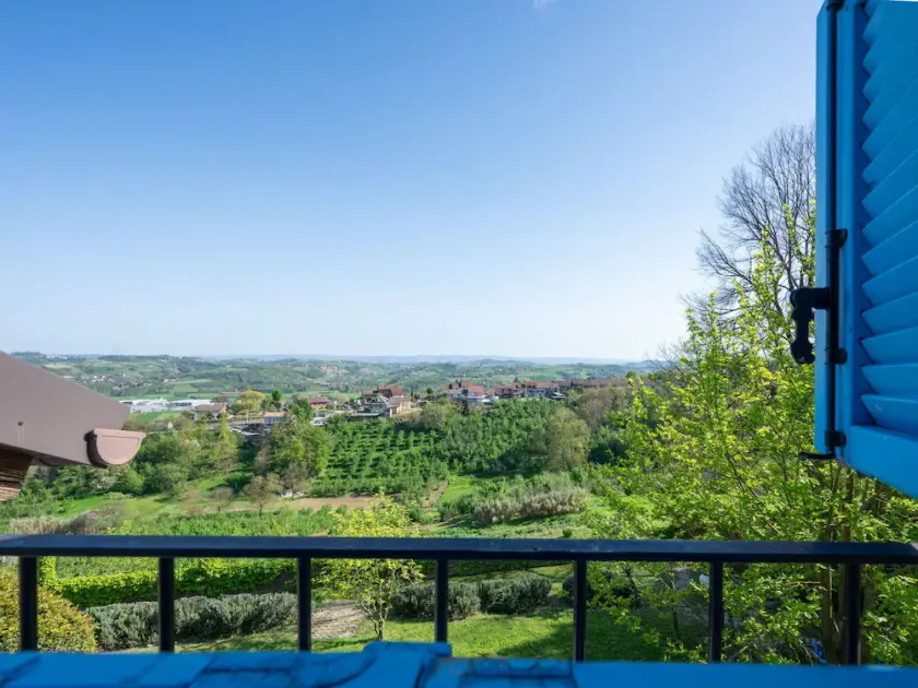 Nice apartment in villa for 5 people with pool, WIFI, TV, patio and pets allowed - Image 1