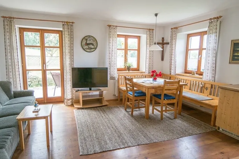 Liebevolle Ferienwohnung mit Terrasse auf Ferienbauernhof - Image 1