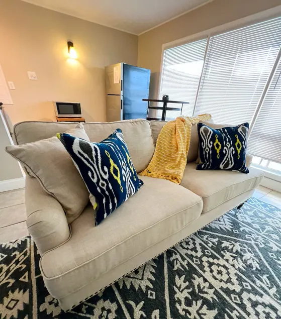 Capital City Condo #8 - Image 1