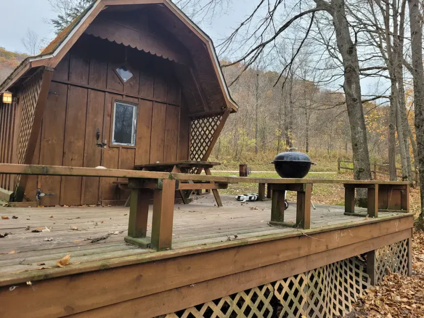 Blakley Hobbit Small Cabin - Image 1