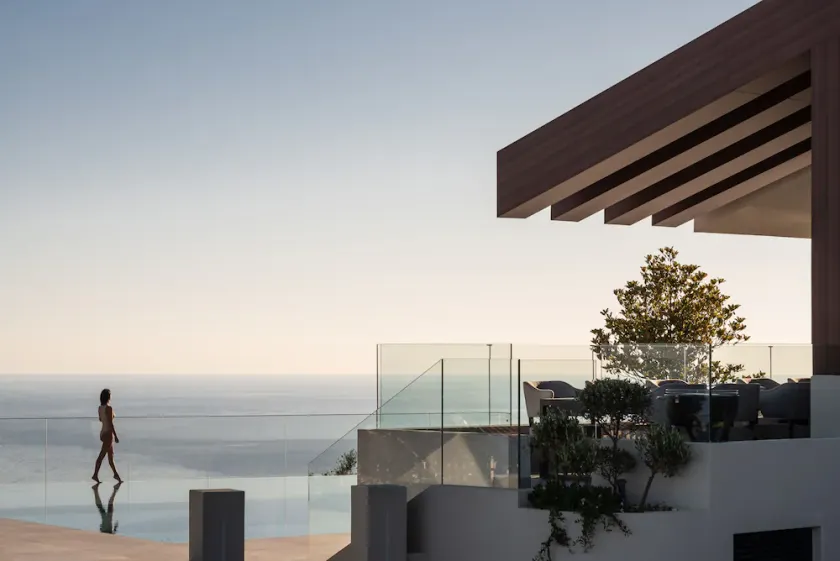 Stunning Views, Heated Pool, Hot Tub, Sauna, Gym, Home Cinema, and Full Privacy: by etouri - Image 1