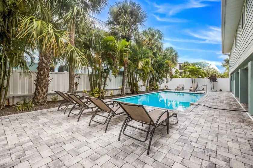 Charmant appartement en copropriété avec piscine | Plage à proximité - Image 1