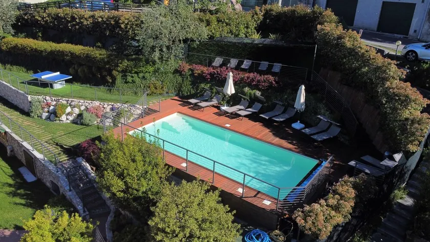 Wohnung mil Balkon Seeblick  ,Clima, Beheizter Pool, Parkplatz, WiFi - Image 1