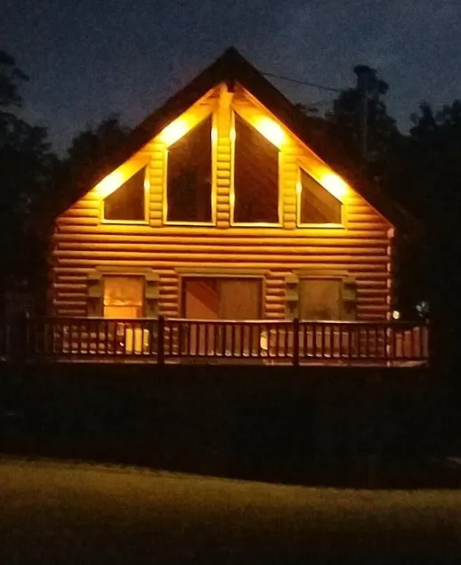 Seneca lake Love Shack Route 14 Penn Yan NY  in the heart of Wine Country - Image 1