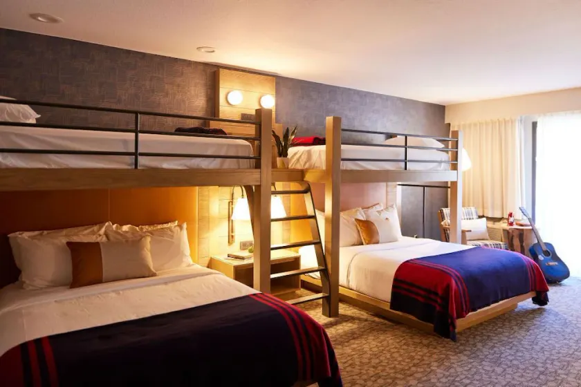 Luxury in Bend, OR | Bunk Bed Room close to Nature - Image 1