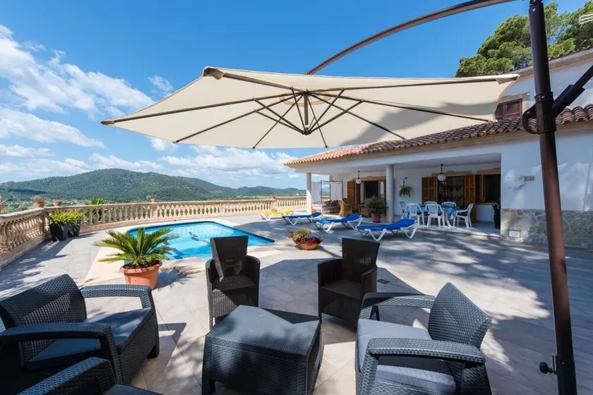 Smuk villa Finca Canyamel i Canyamel til 6 med pool og havudsigt, terrasse. - Image 1