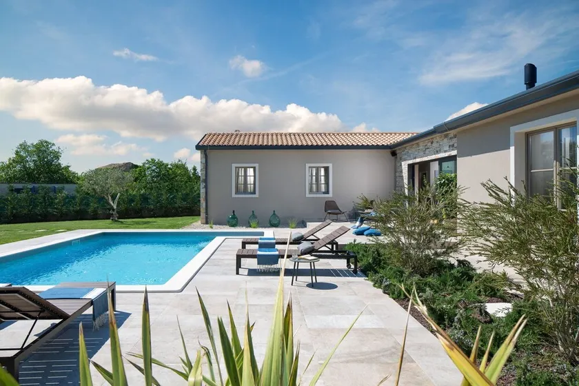 Ferienhaus Amadea mit Pool - Image 1