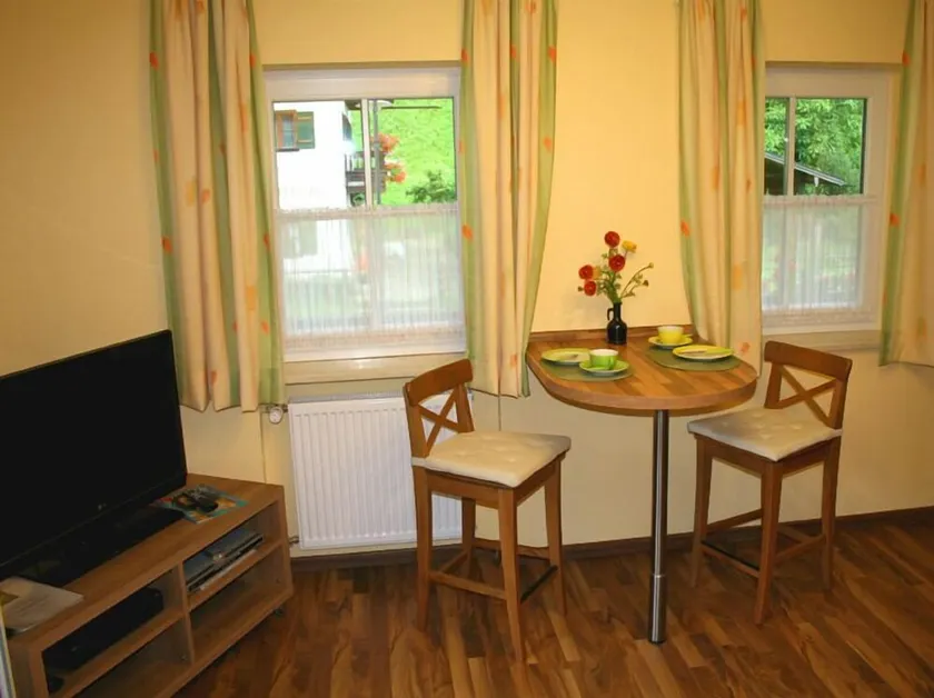 Ferienwohnung Gamsblume, 2 Personen, 54 qm, W-LAN, Flat-TV, Balkon, Nichtraucher - Image 1