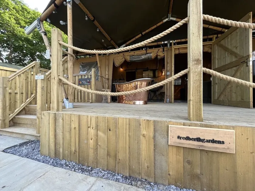 Lion King Safari Tent - Image 1