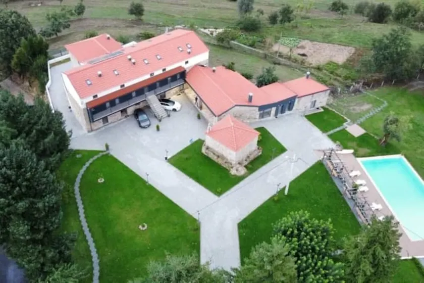 Alqueiturismo - Garden House - Image 1