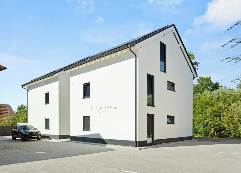 Lit Living Deluxe Apartments Wörth - Parking - Box Spring - BBQ - Balcony - Image 1