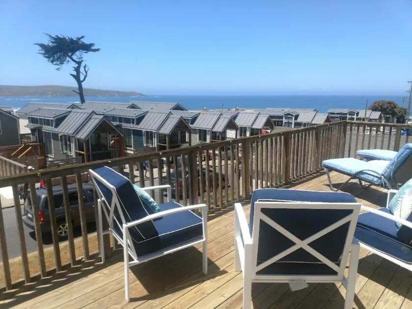 Dillon Beach Surf Cottage With 180 Degree Views Of The Pacific And Pt. Reyes - Image 1