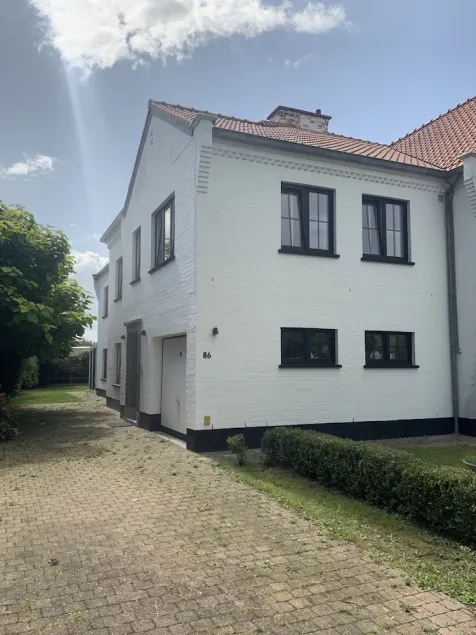 Lenthe residence in the rooster - Image 1