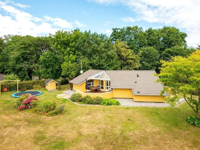 8 Personen Ferienhaus in Sydals - Image 1