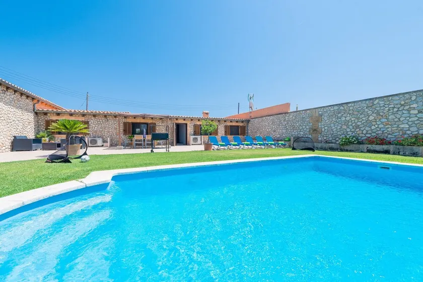 SESTADOS - Villa con piscina privada en sa Pobla. WiFi Gratis - Image 1