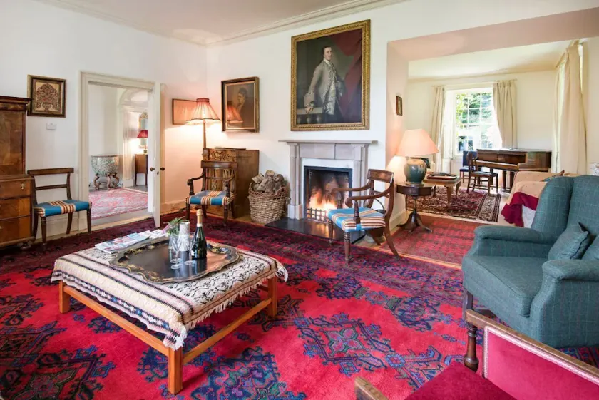 Wallace House - Nine Bedroom Villa, Sleeps 18 - Image 1