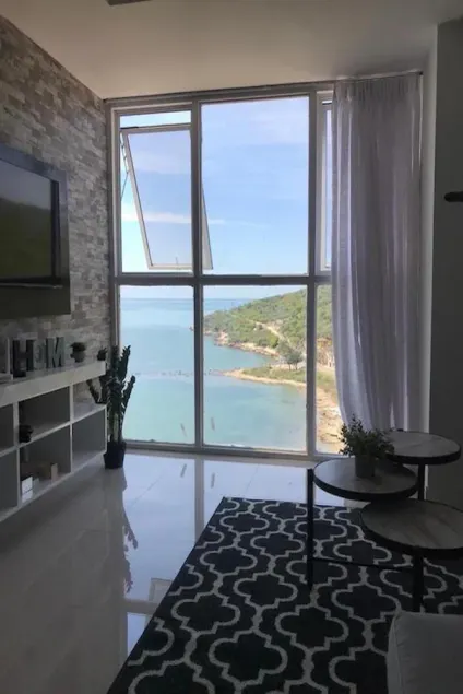 Modern yet cozy seaside condo with breathtaking views! - Image 1