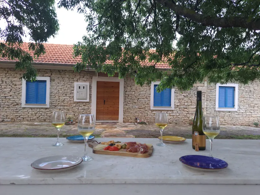 Kuća dida Jure - Two Bedroom Holiday Home with Patio - Image 1
