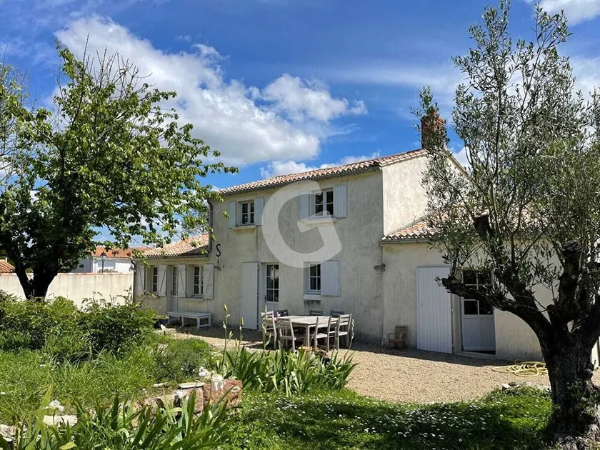 Charmante Maison de village avec linge fourni - plage à 12km - Image 1