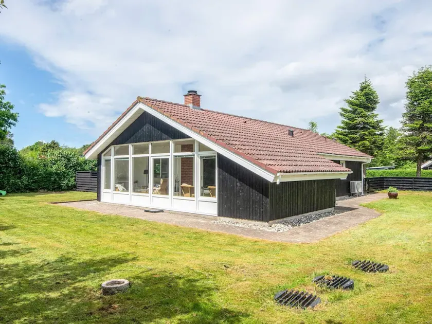 6 personer fritidhus i Hemmet - Image 1