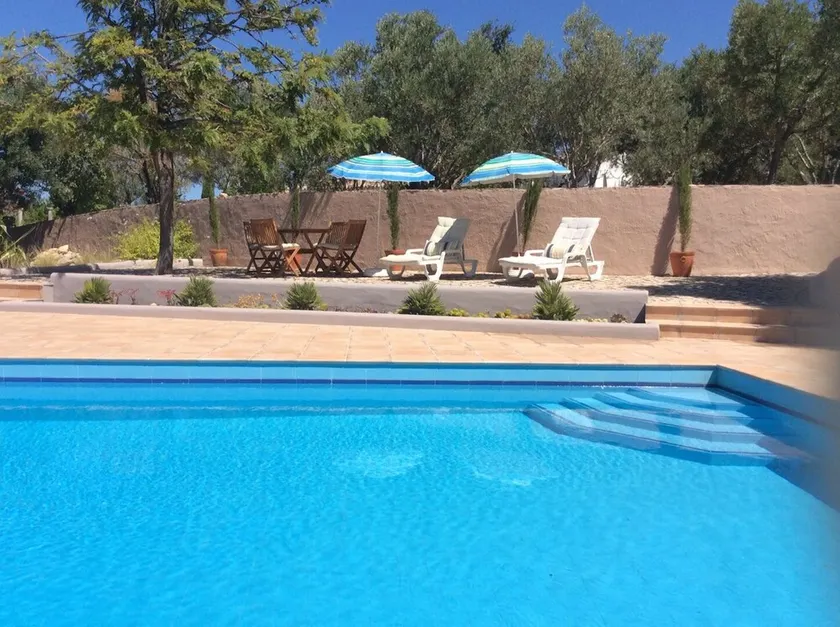 2 camere da letto, casa di campagna completamente climatizzata con grande piscina privata - Image 1