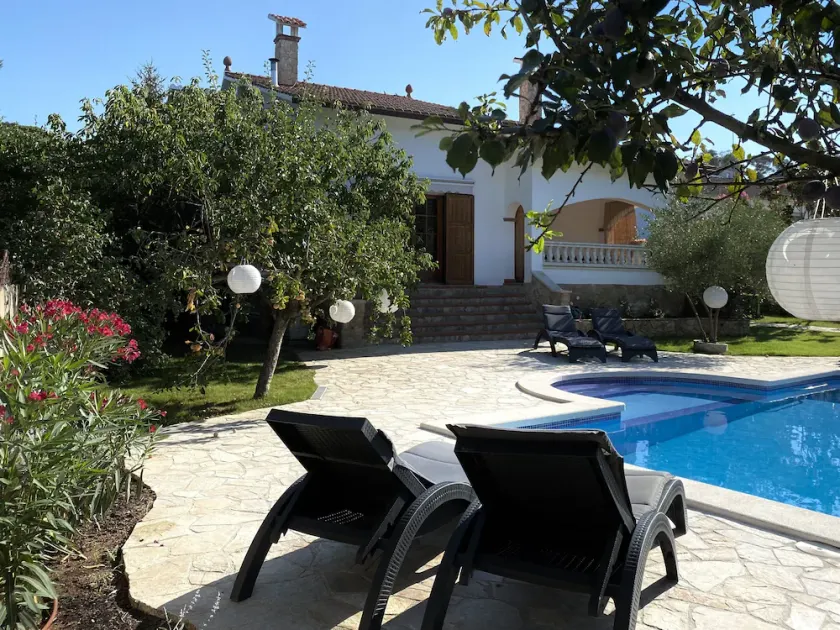 Casa LeVi, a family home with private heated pool - Image 1
