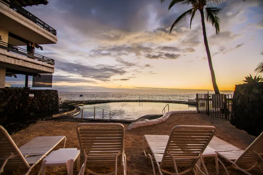 Oceanfront Condo på Alii Dr 1 bdrm, Salt, ferskvandsbassiner. Casa De Emdeko 226 - Image 1