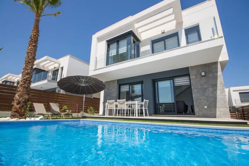 3032 Vistabella- Bali 3032 - Image 1