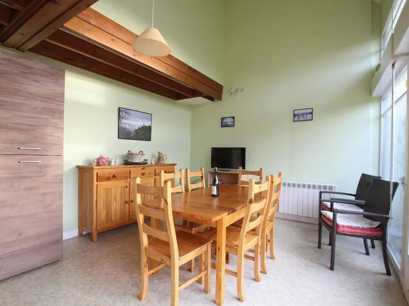 Cozy 2-BR Cottage in Regional Park, Near Utah Beach, Pet-Friendly, Private Garden & Terrace - Image 1