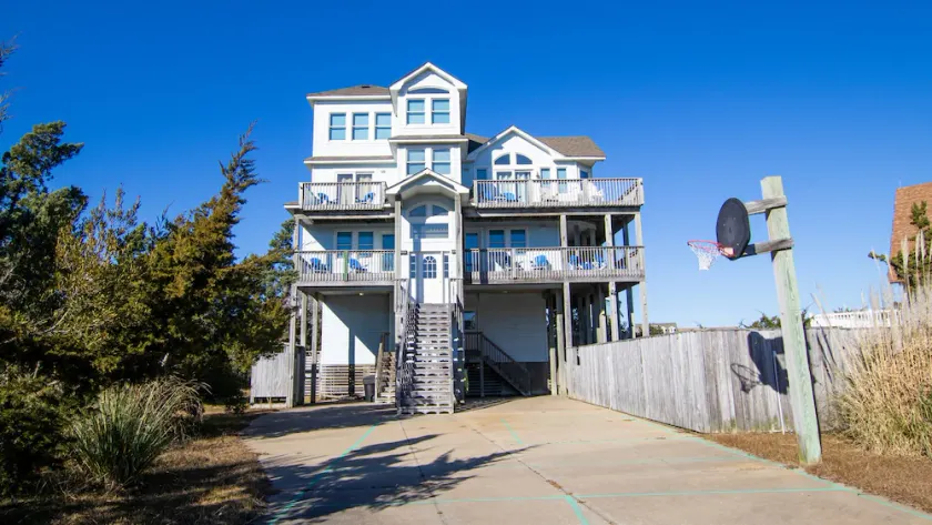 Oceanside, Private Pool, Pickleball Court, Ocean Views - Image 1