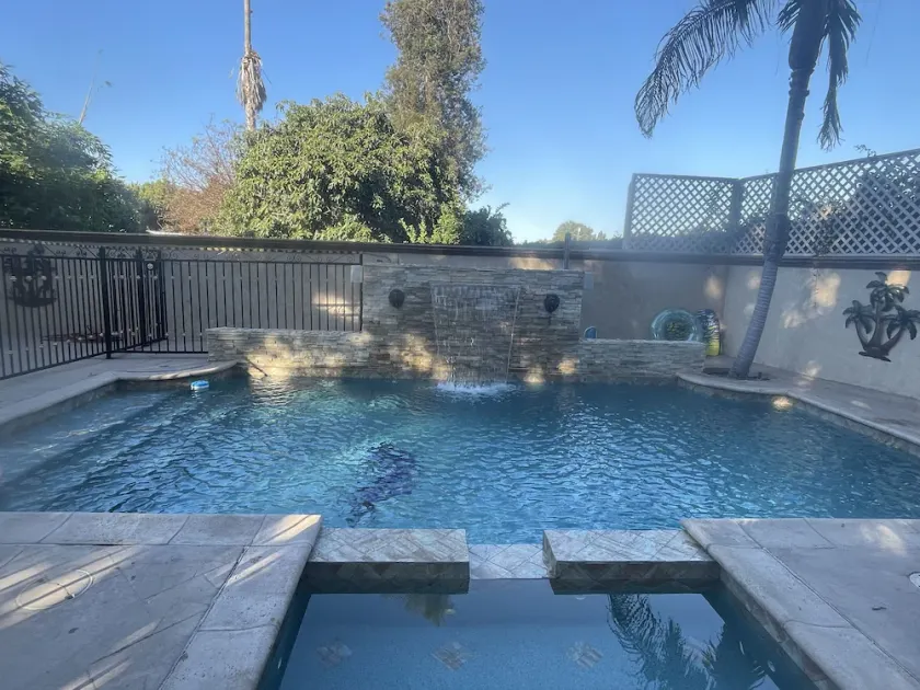 Superbe maison d'hôtes au cœur de Culver City + piscine et bain à remous, code postal 90230 - Image 1