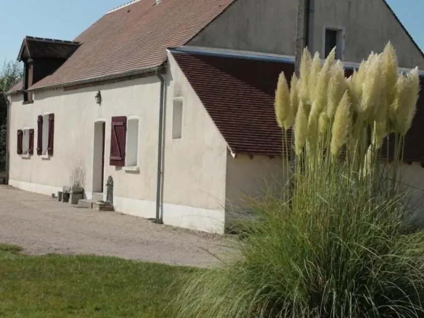 Cottage in Sologne near Loire Valley, private garden - Image 1