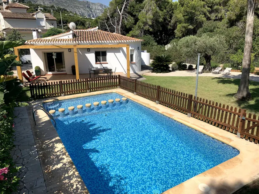 Villa \"El Garbi\" à Las Rotas, à 100 mètres de la plage, Denia, Alicante - Image 1