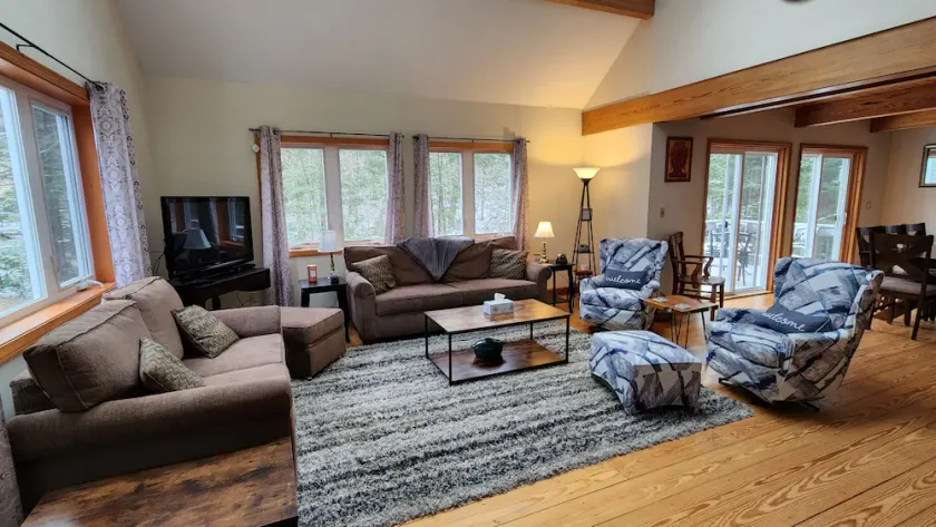 Spacious Home in Waterville Estates close to the community center - Image 1