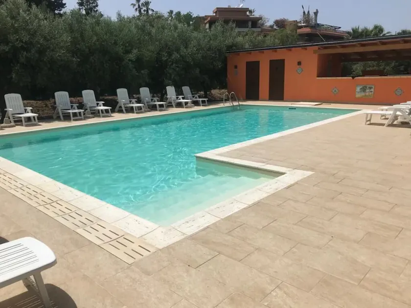 Appartement avec piscine, 2 chambres au bord de la MER, Wi-Fi, A/C, Terrasse, - Image 1