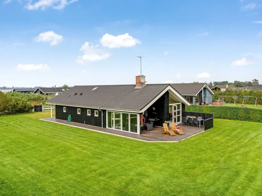 \"Femke\" - 250m to the fjord by Interhome - Image 1